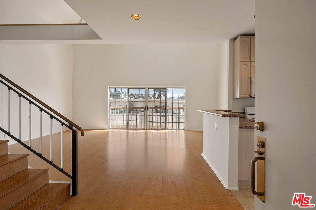 923 Euclid St - Photo 1
