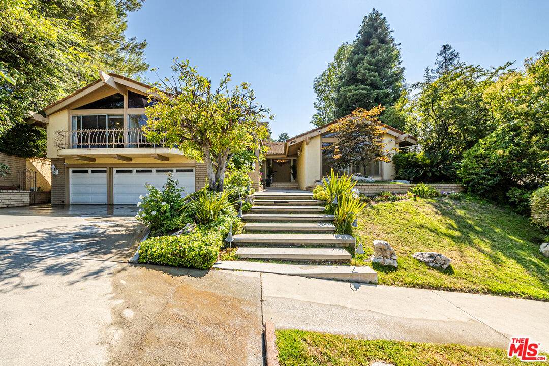 18022 Lake Encino Dr - Photo 1