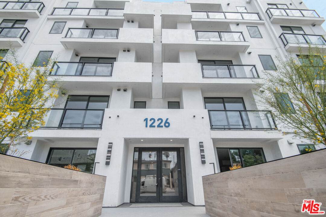 1226 Bedford St - Photo 1