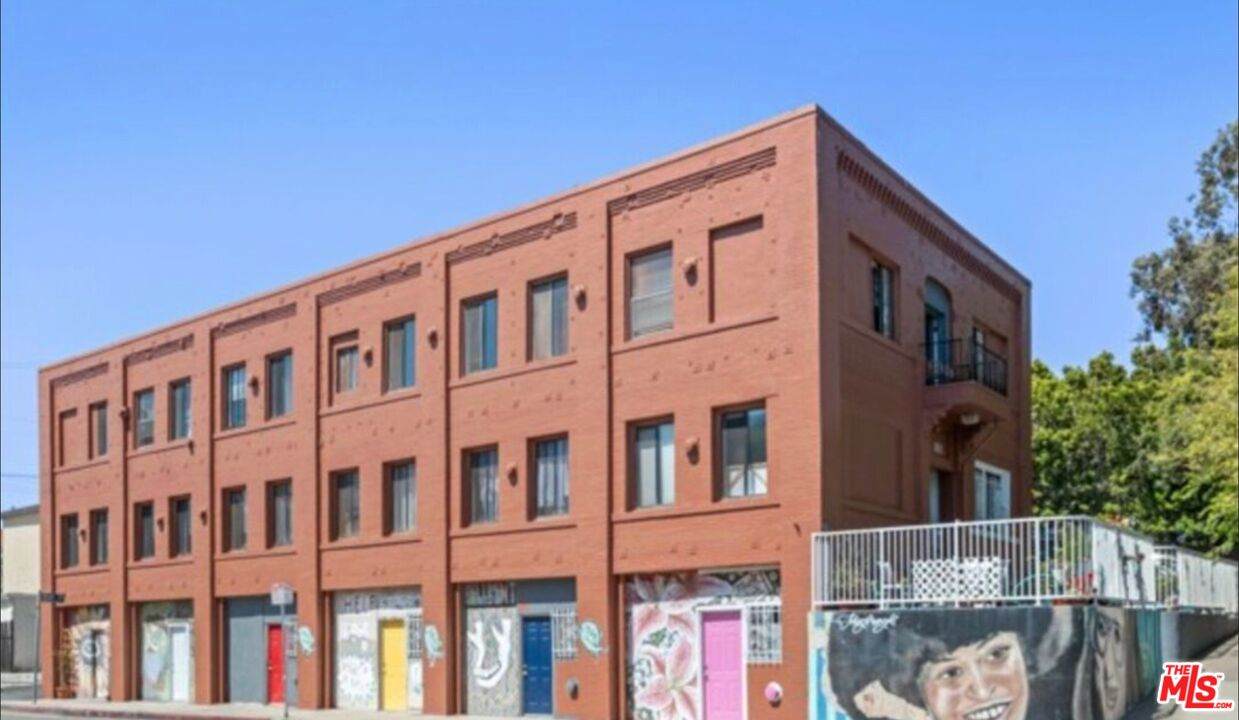 101 Dudley Ave - Photo 1