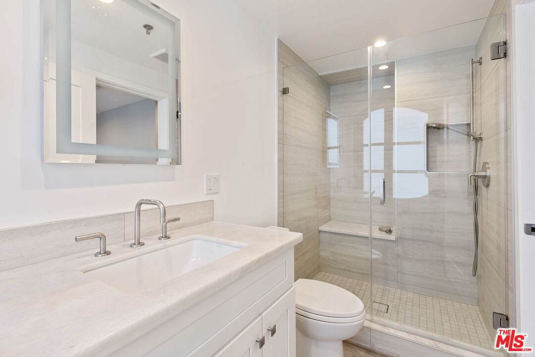 https://bt-photos.global.ssl.fastly.net/carets/orig_boomver_1_26842481-2.jpg