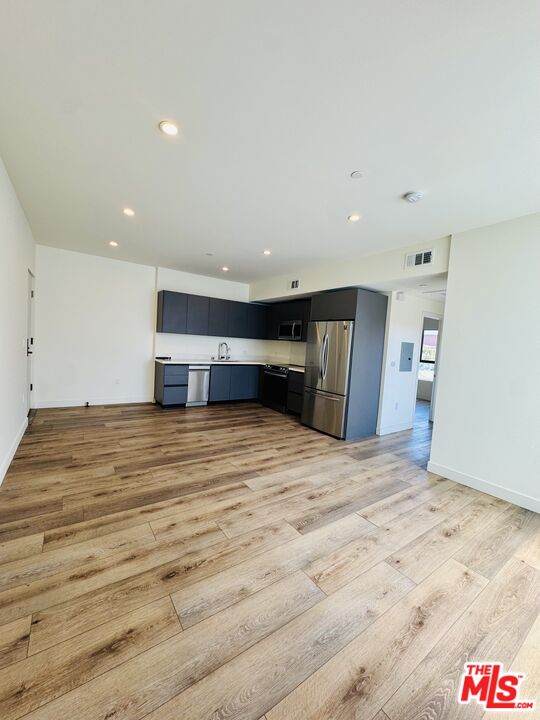 919 Harvard Blvd - Photo 1