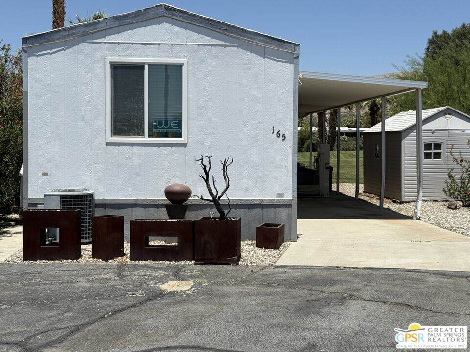 15500 Bubbling Wells Rd - Photo 1
