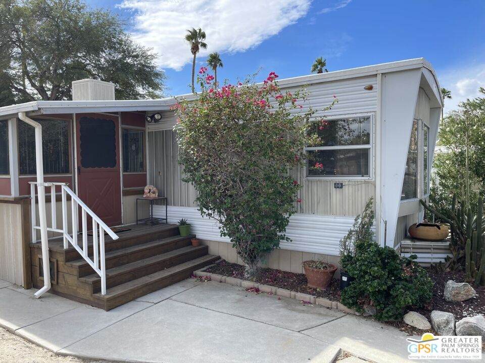 18801 Roberts Rd - Photo 1
