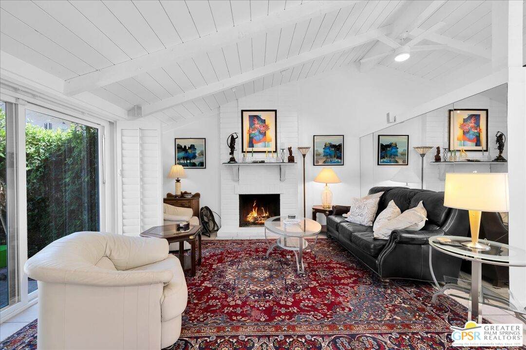 2330 Miramonte Cir - Photo 1