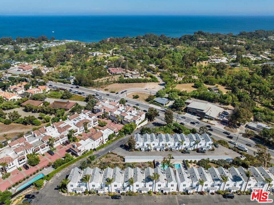 28711 Pacific Coast Hwy - Photo 1