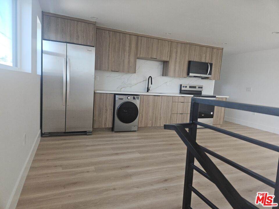 3209 18th St - Photo 1