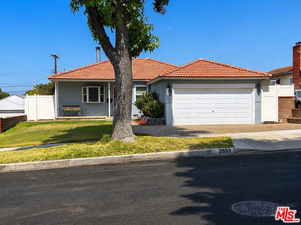 2859 Brighton St - Photo 1