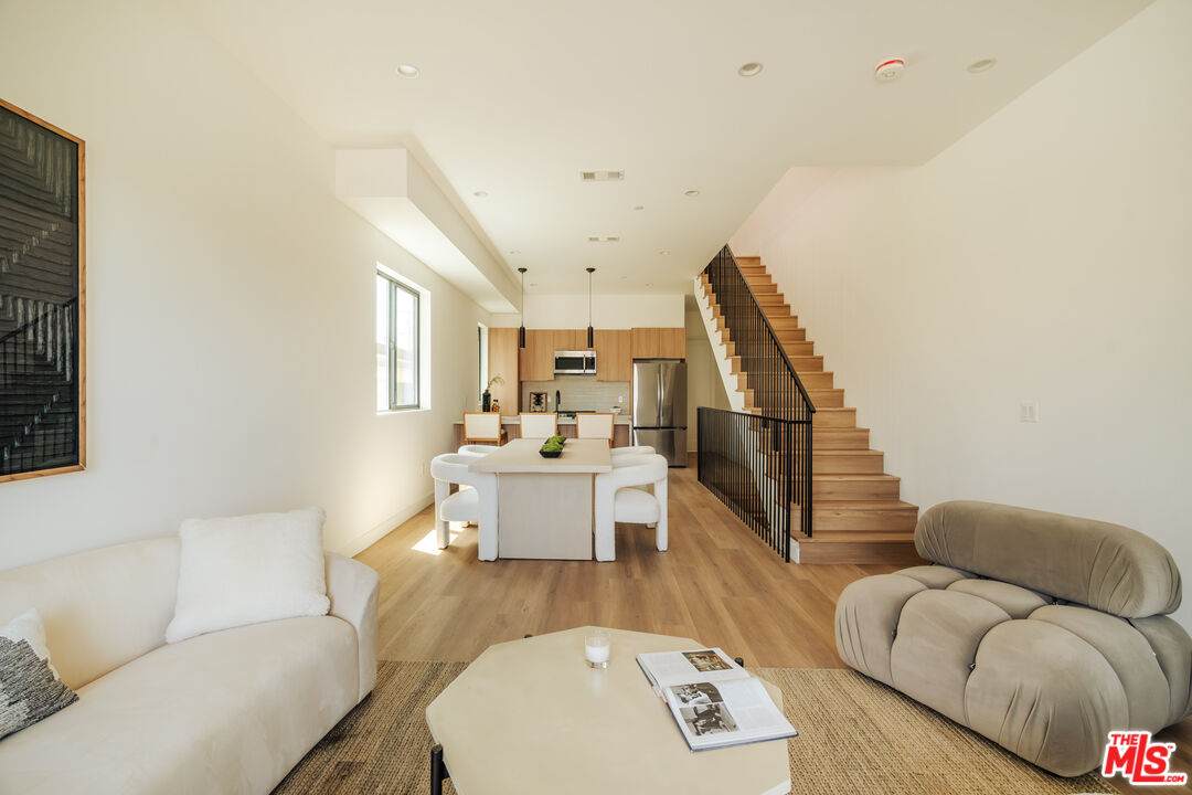 1343 Ogden Dr - Photo 1