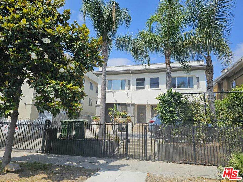 833 Catalina St - Photo 1
