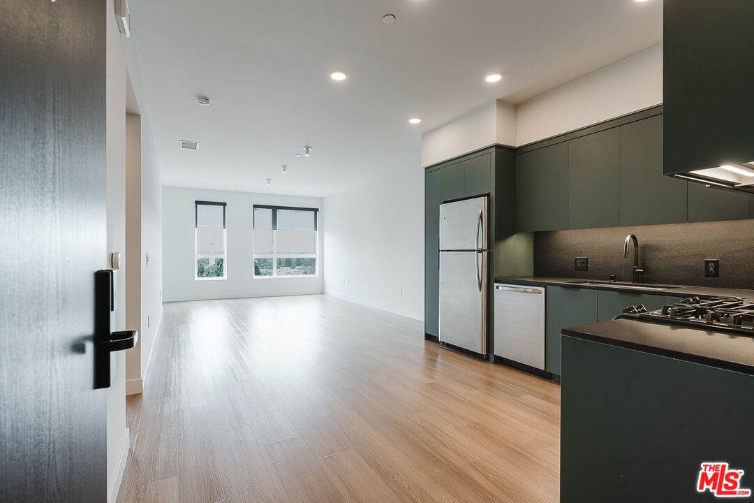 10601 Washington Blvd - Photo 1