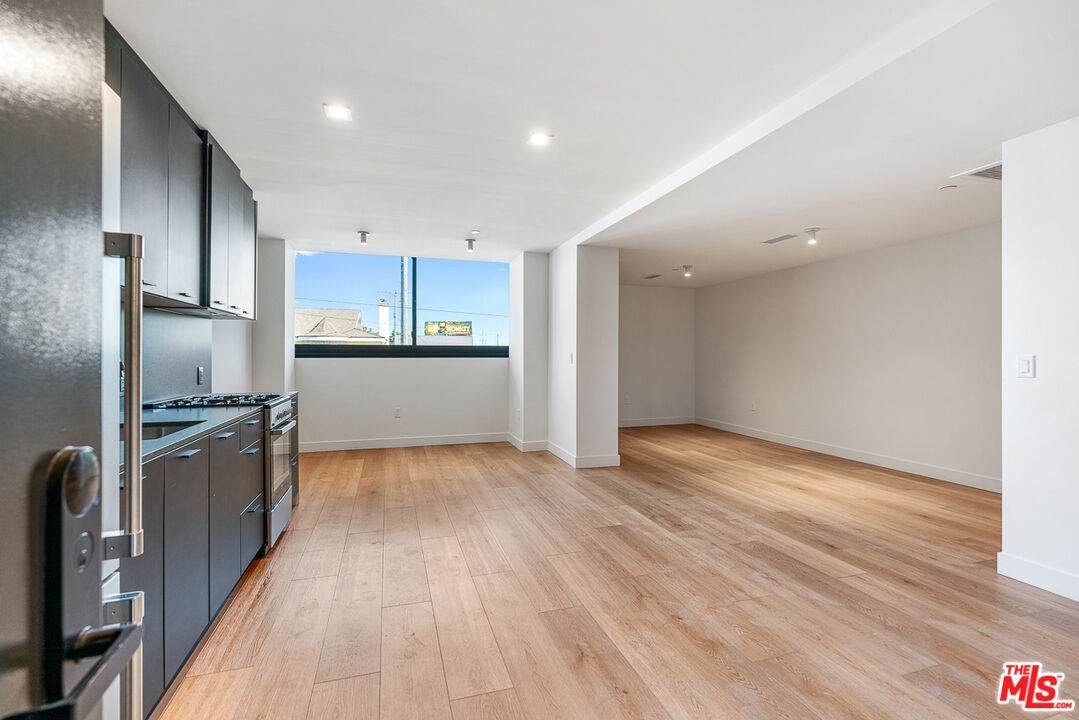 3688 Overland Ave - Photo 1
