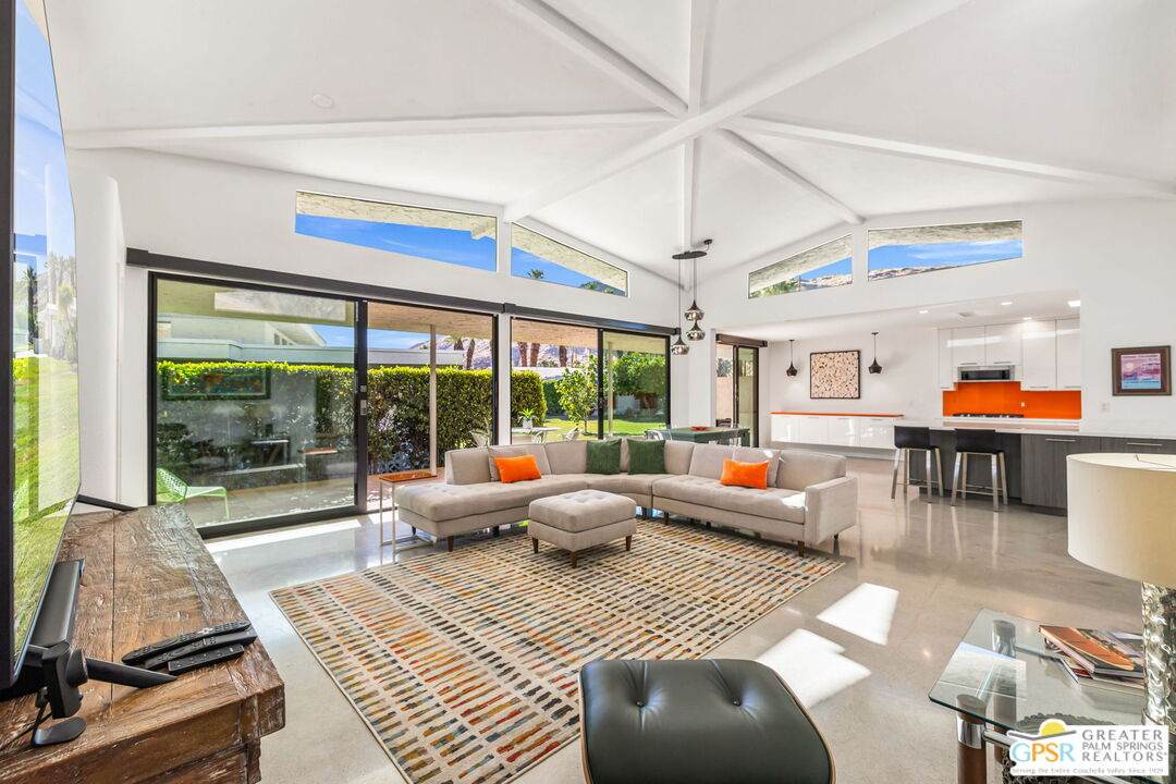 2426 Madrona Dr - Photo 1