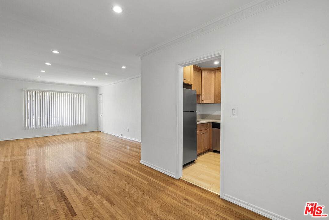 1235 Harper Ave - Photo 1