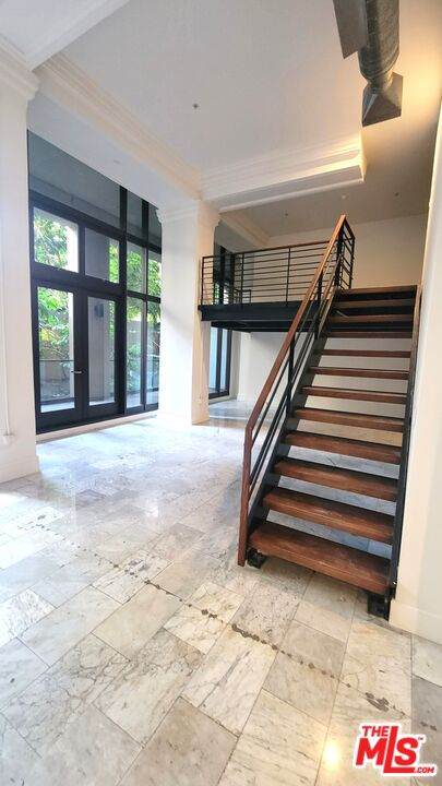 460 Spring St - Photo 1