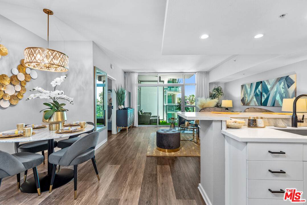 13700 Marina Pointe Dr - Photo 1