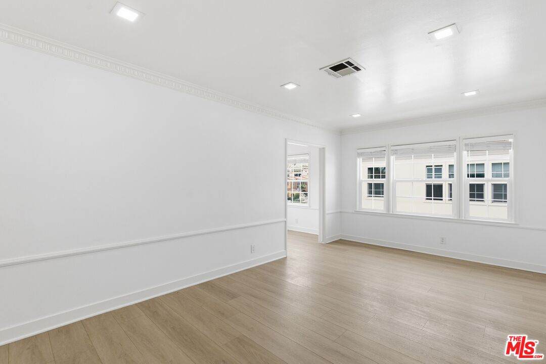 8613 Olympic Blvd - Photo 1