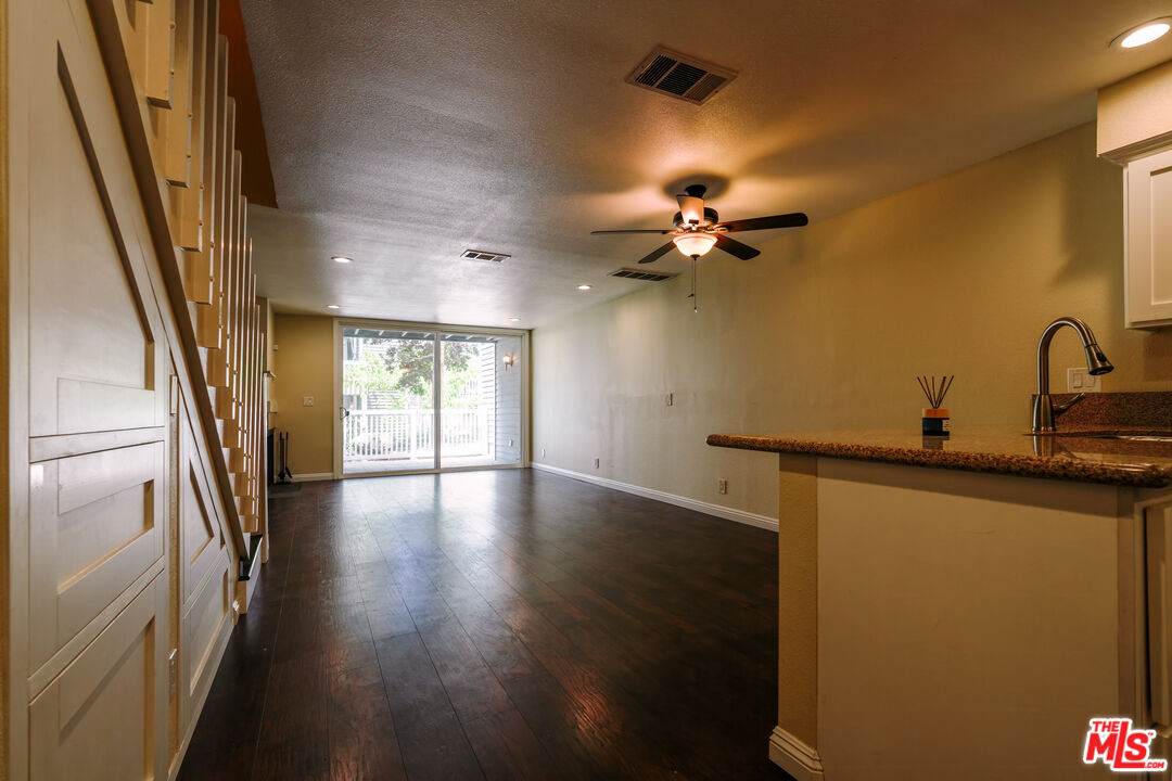 25595 Pine Creek Ln - Photo 1
