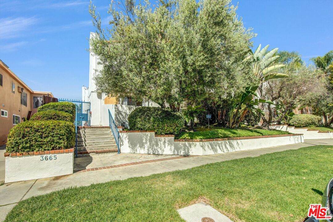 3665 Empire Dr - Photo 1