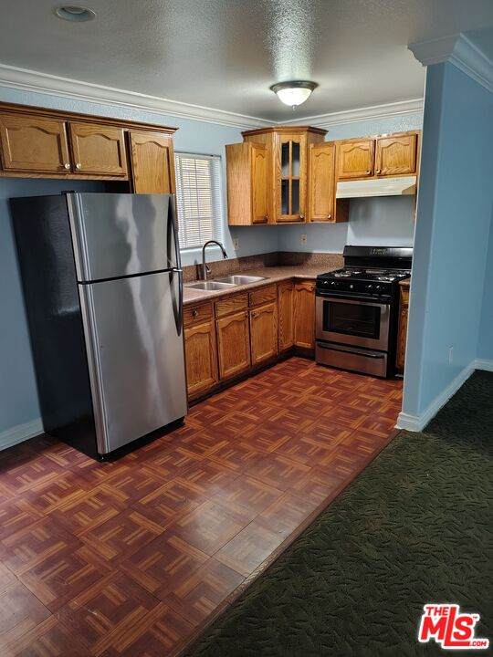 10516 Avalon Blvd - Photo 1