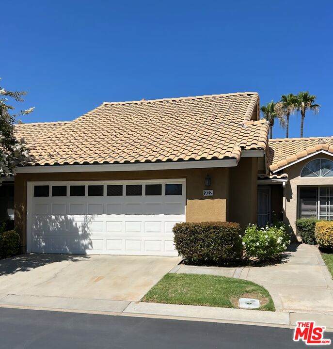 922 Casper Ave - Photo 1