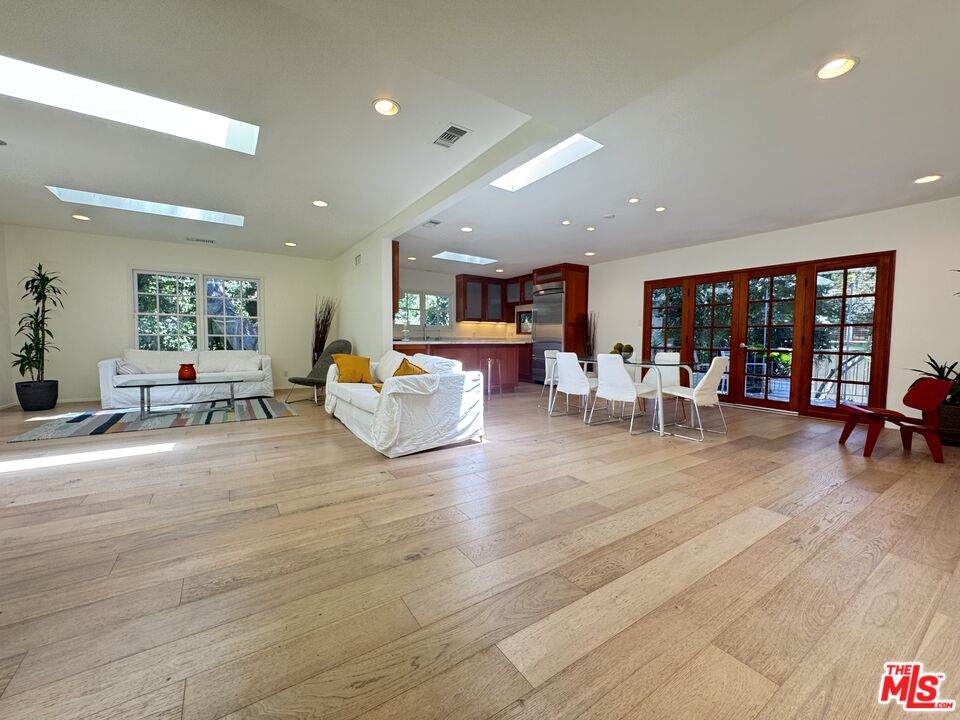 7586 Woodrow Wilson Dr - Photo 1