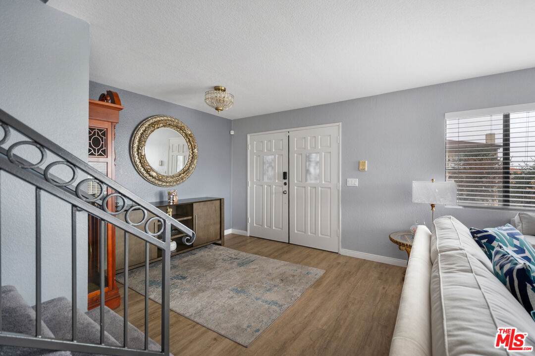 845 19th St - Photo 1