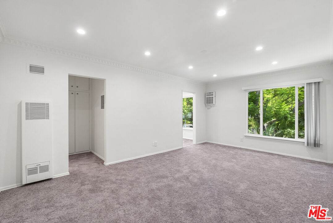 1227 Harper Ave - Photo 1
