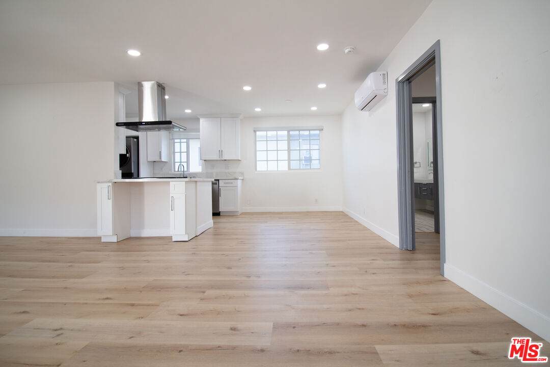 835 Sherbourne Dr - Photo 1