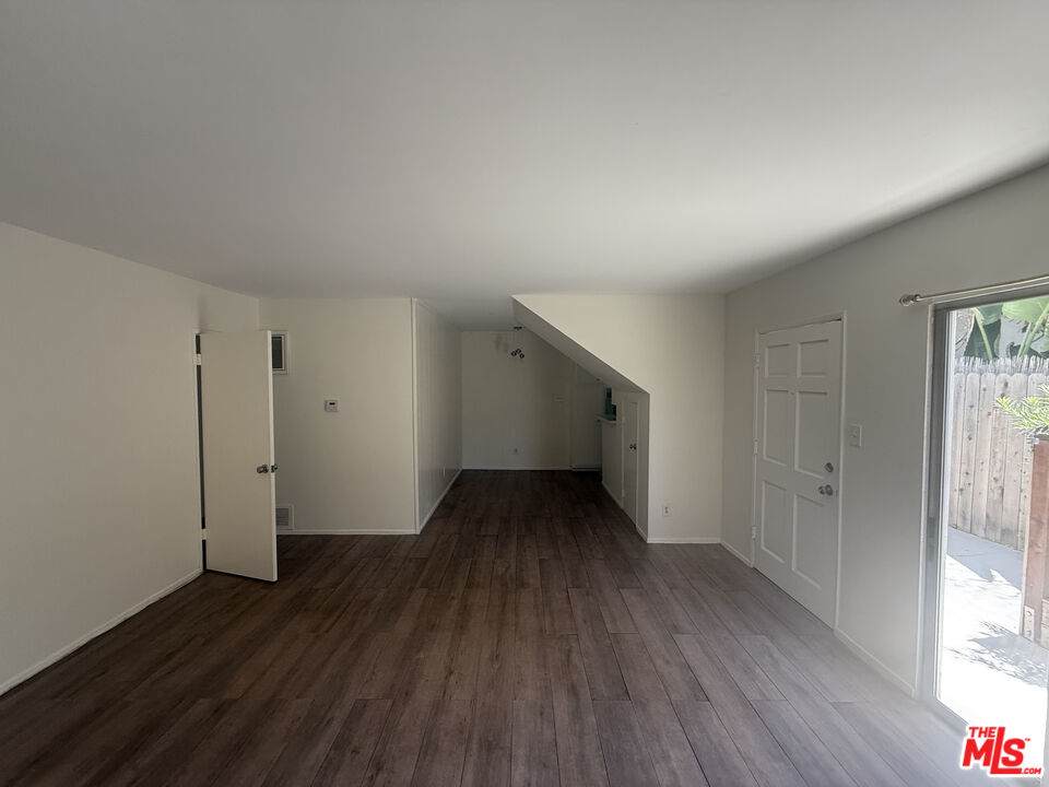 1678 Federal Ave - Photo 1