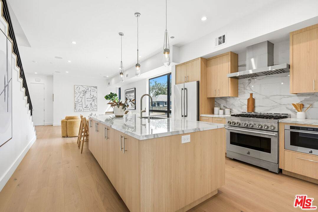 4095 Sawtelle Blvd - Photo 1