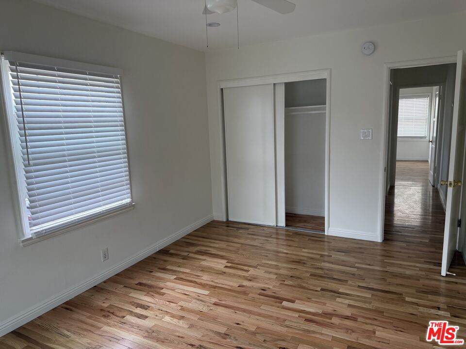 947 Bedford St - Photo 1