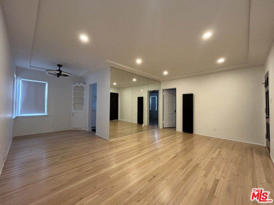 10574 Ayres Ave - Photo 1