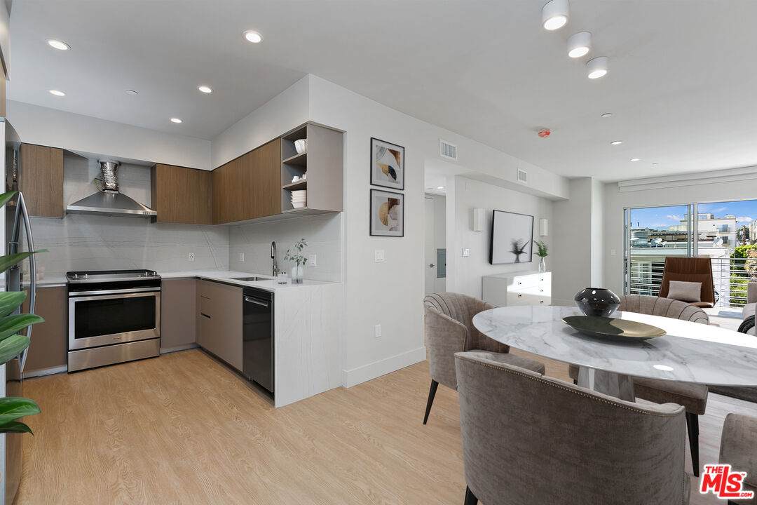 11837 Mayfield Ave - Photo 1