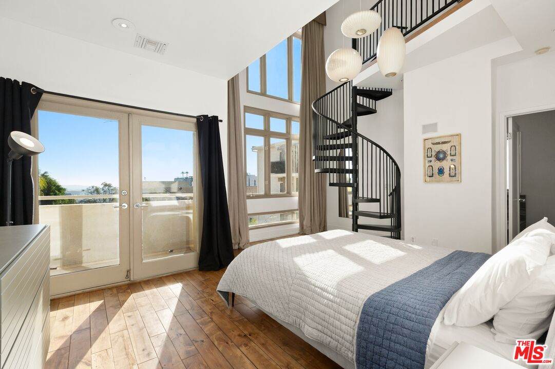 1145 Horn Ave - Photo 1