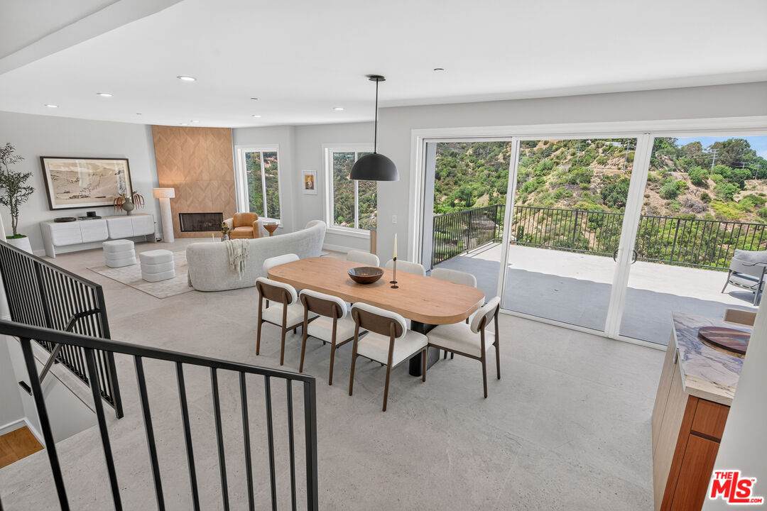 https://bt-photos.global.ssl.fastly.net/carets/orig_boomver_1_26866553-2.jpg