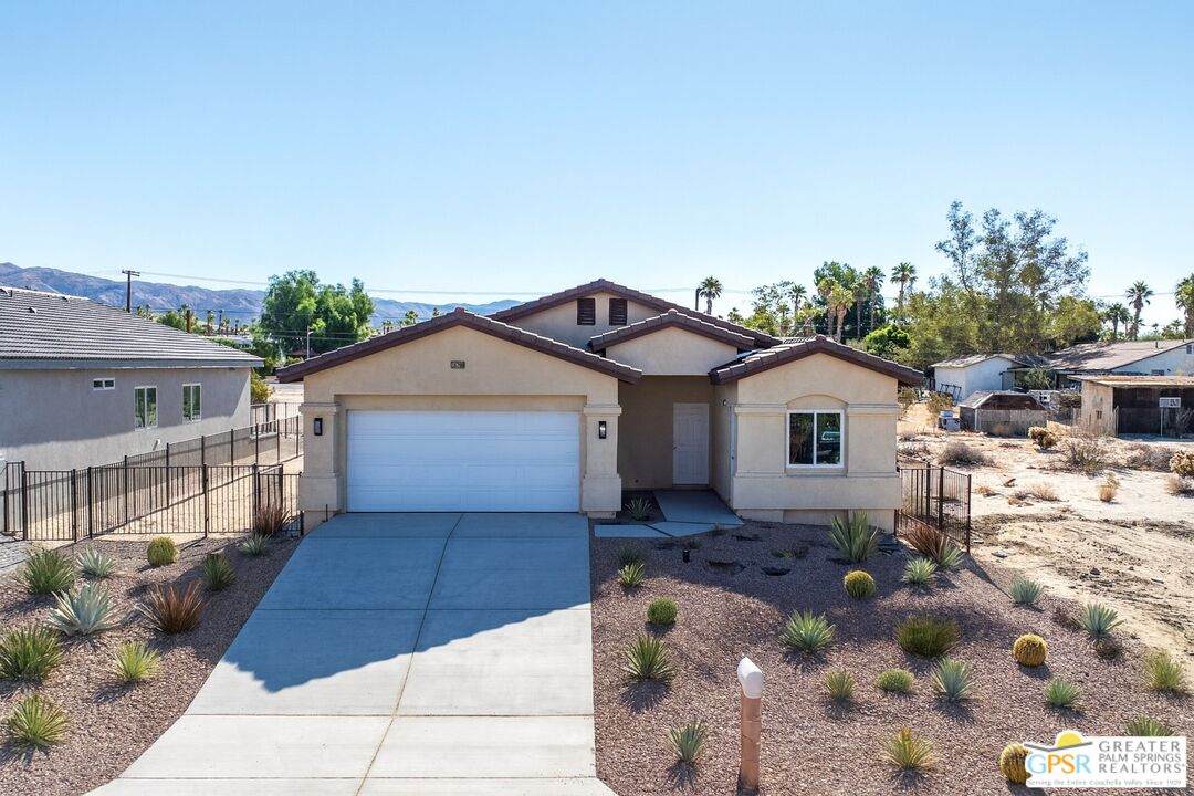 16288 Avenida Rambla - Photo 1