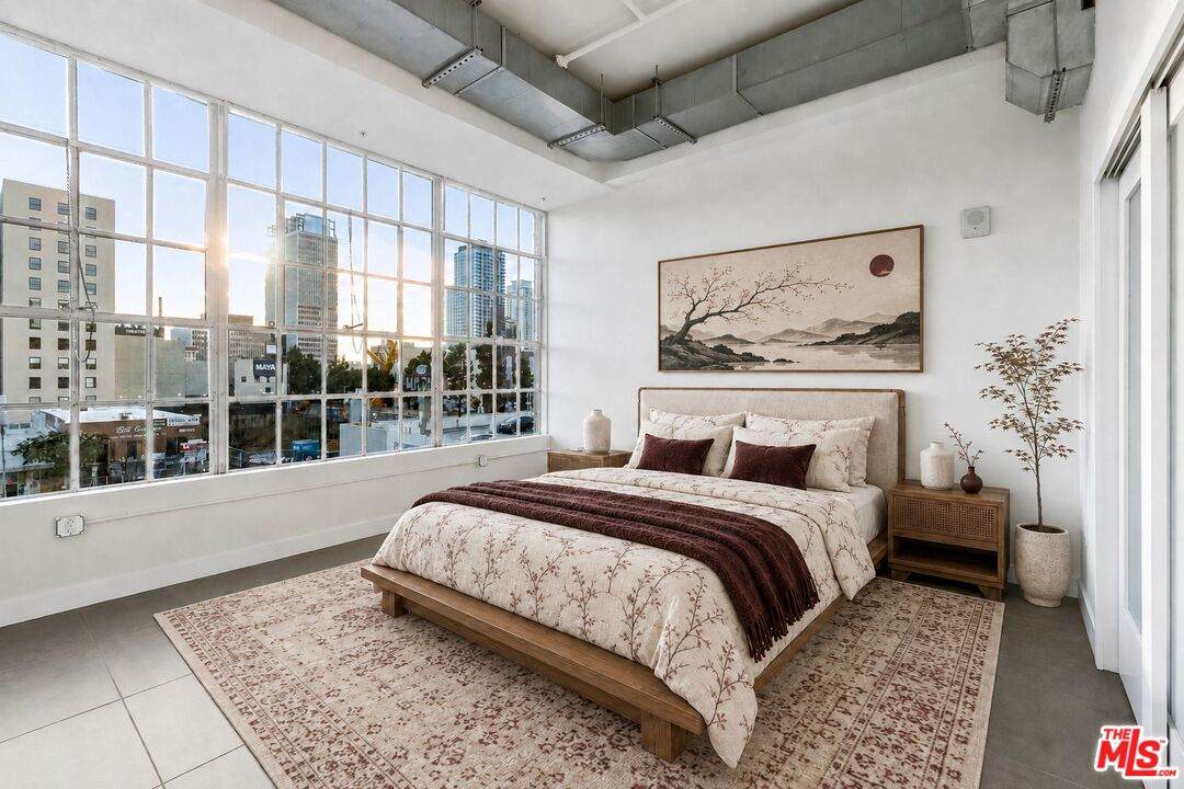 939 Broadway - Photo 1
