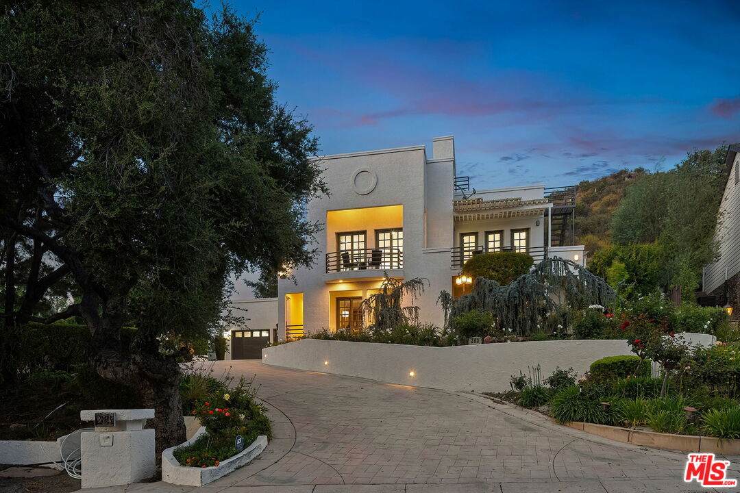 283 Lake Sherwood Dr - Photo 1