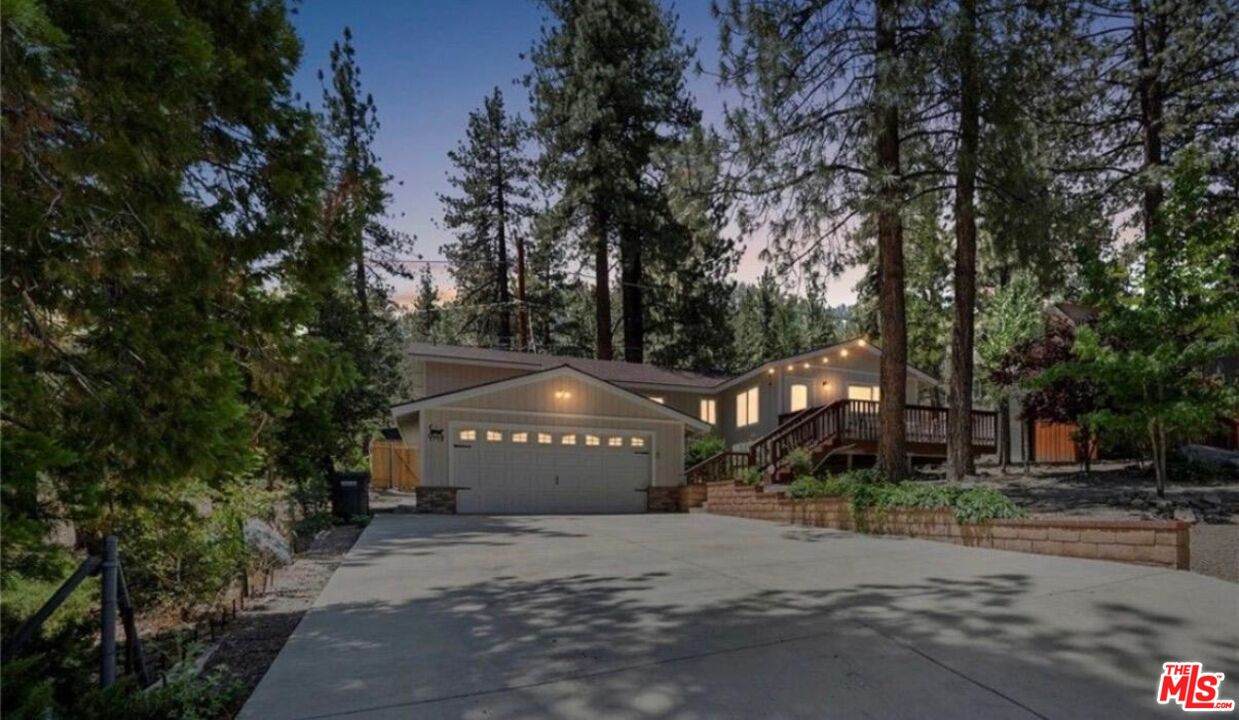 1713 Twin Lakes Rd - Photo 1
