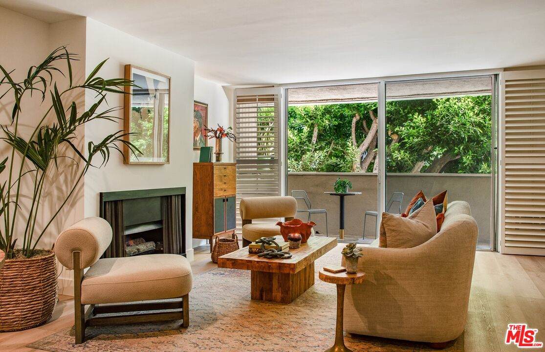 11645 Montana Ave - Photo 1