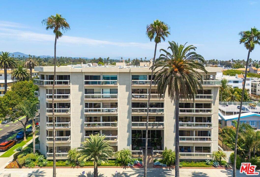 801 Ocean Ave - Photo 1