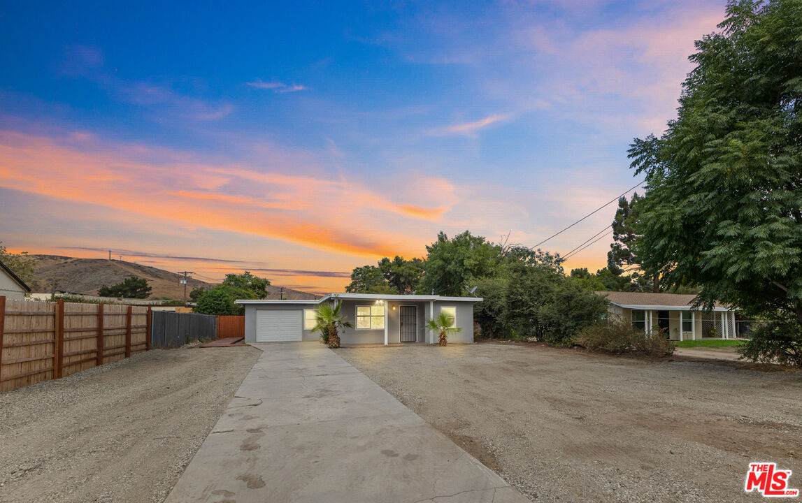 4014 3rd Ave - Photo 1