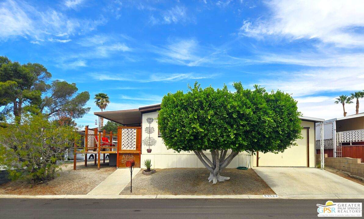 69564 Morningside Dr - Photo 1