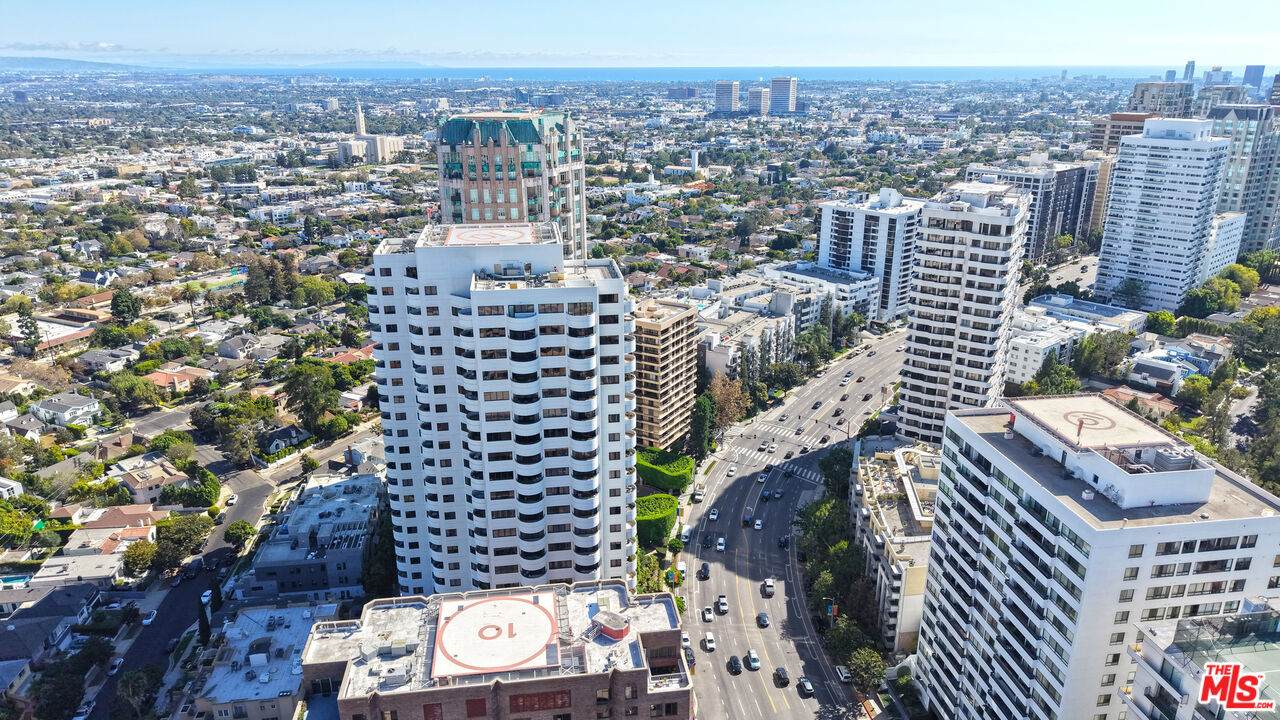 10550 Wilshire Blvd - Photo 1