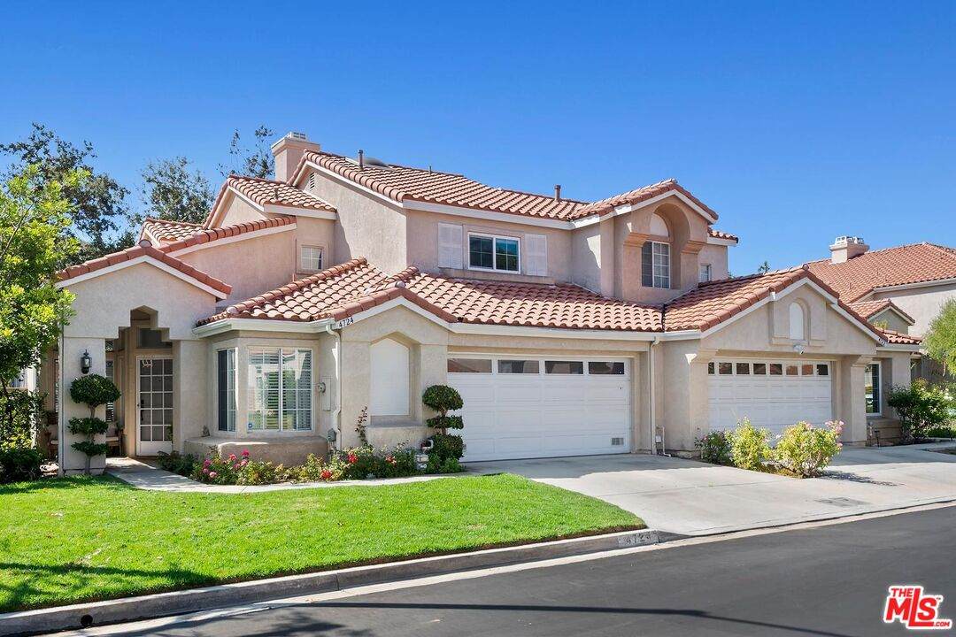 4724 Rhapsody Dr - Photo 1