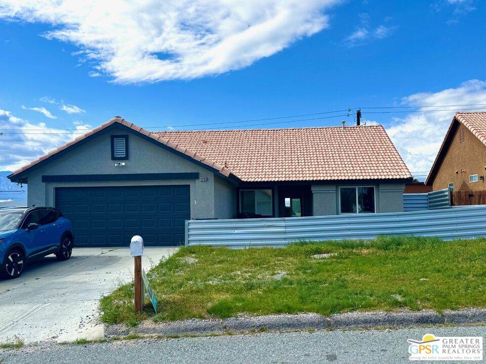 13753 Inaja St - Photo 1