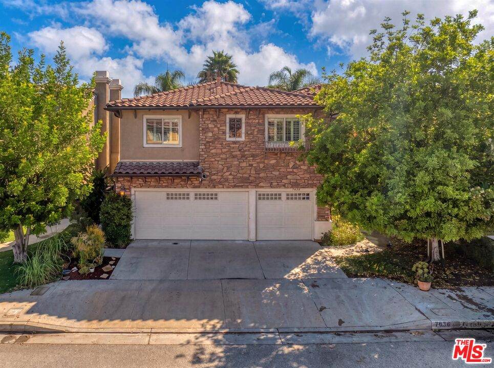 7636 Balasiano Ave - Photo 1