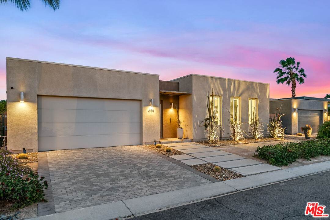 658 Dominion Way - Photo 1