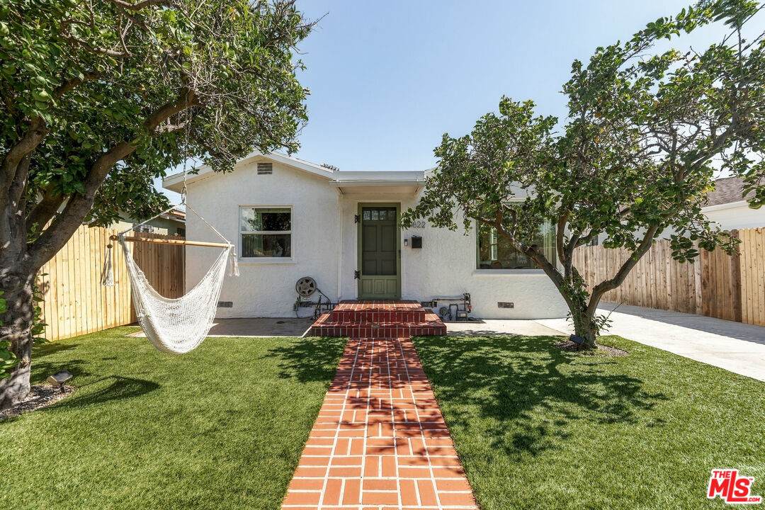 11822 Marshall St - Photo 1